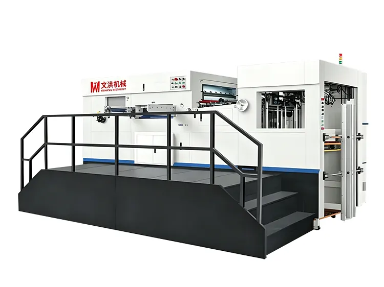 Automatic die-cutting machine for precise structural forming